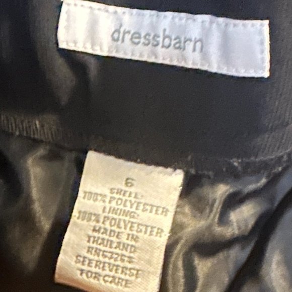 DRESS BARN Navy Pant Suit - Size 6 - Picture 2 of 5